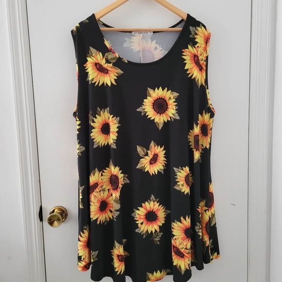 Jollielovin Tops - JollieLovin || 4X Sunflower Sleeveless Comfy Tunic Tank with Flared Hem